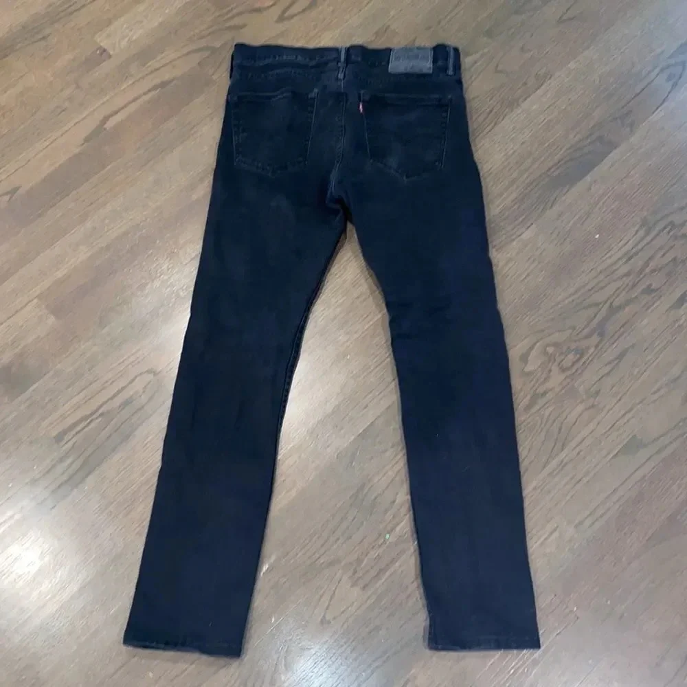 Levi’s straight jeans